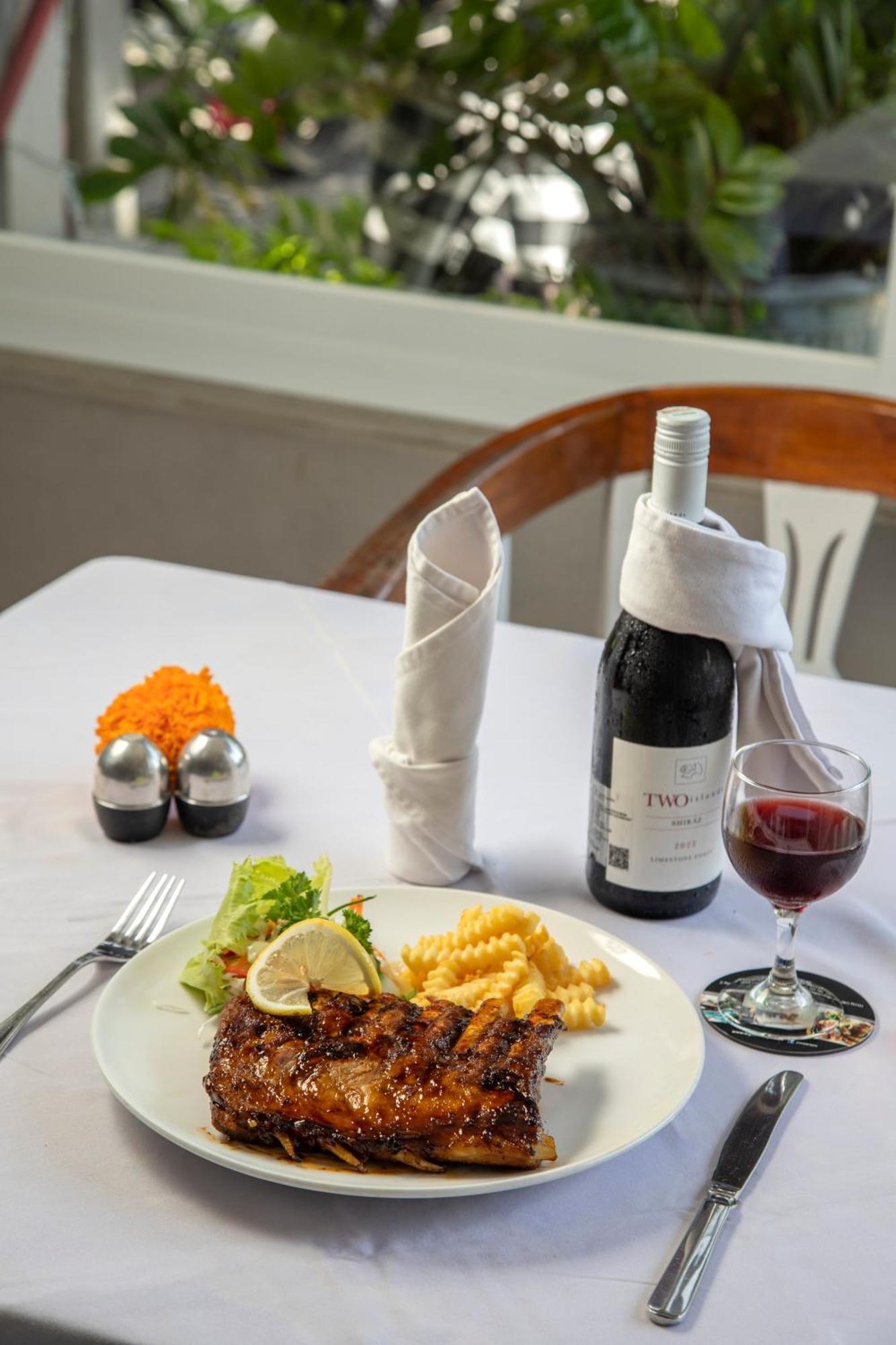 Legian Village Beach Resort - Chse Certified Zewnętrze zdjęcie