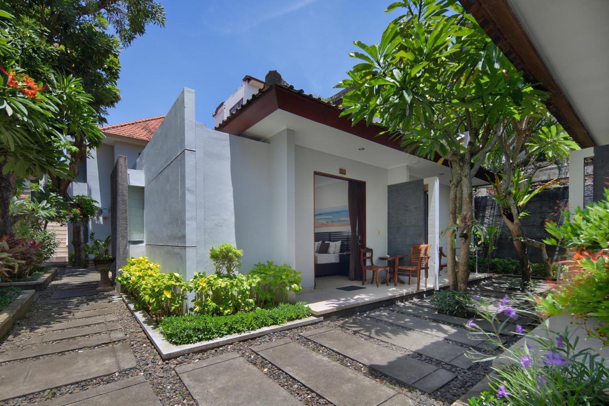 Legian Village Beach Resort - Chse Certified Zewnętrze zdjęcie